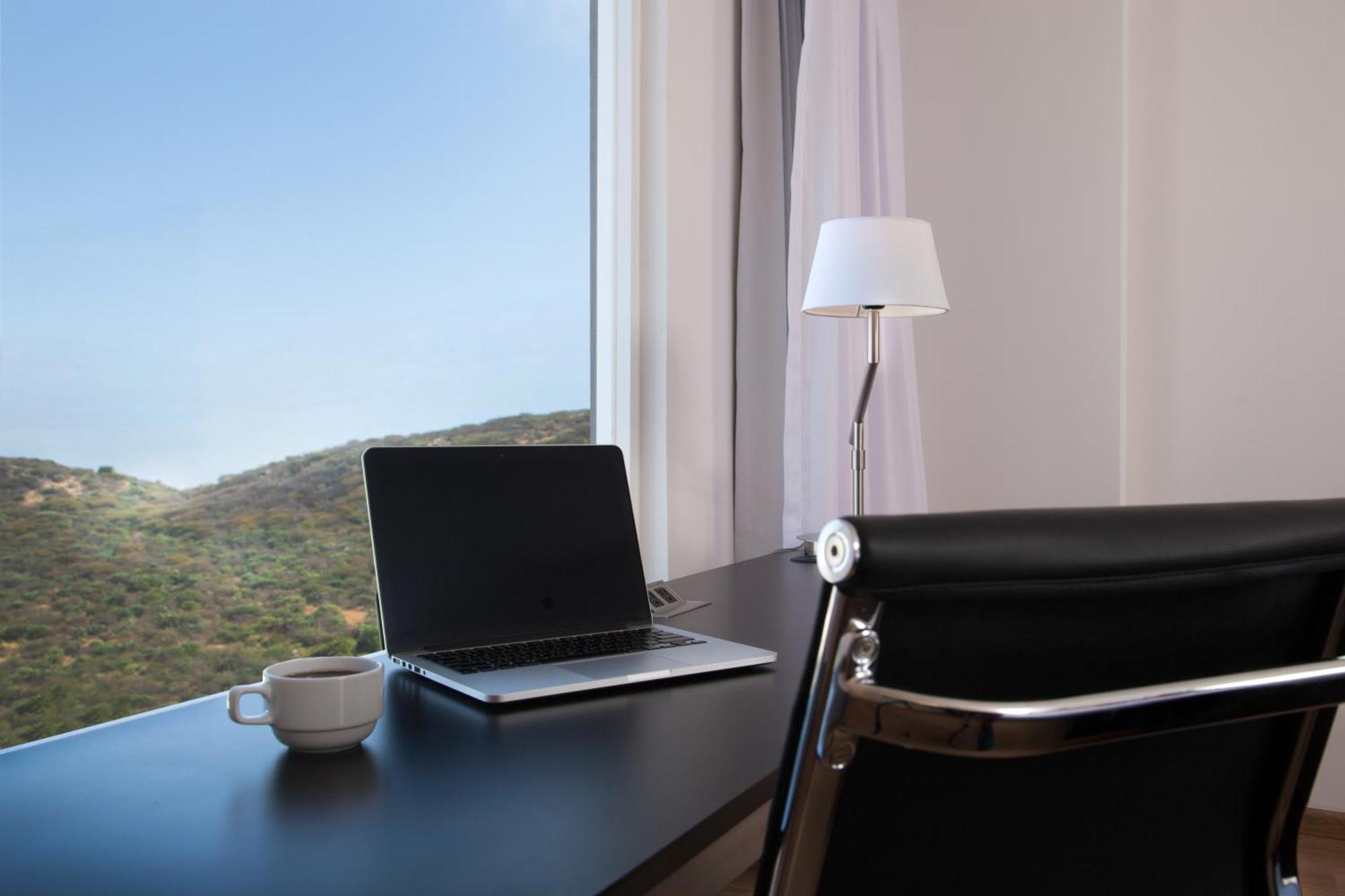 Fiesta Inn Leon Ngoại thất bức ảnh